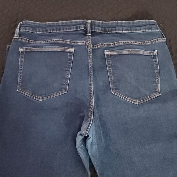 Old Navy bootcut jean - Picture 5 of 5